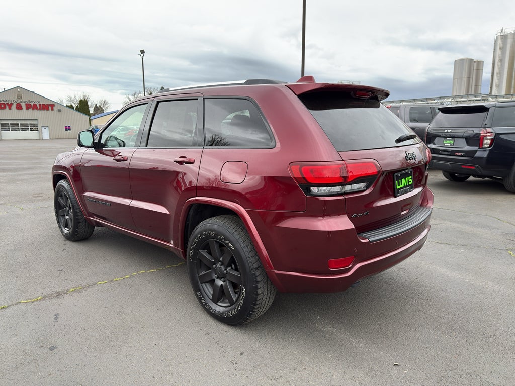 2020 Jeep Grand Cherokee Laredo