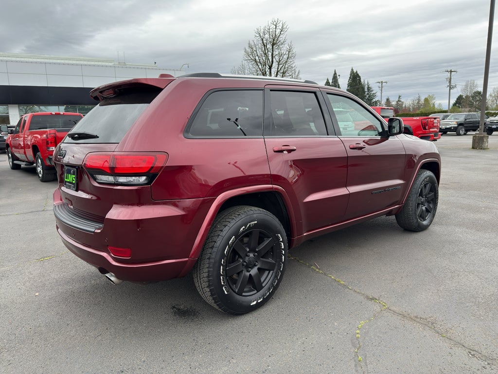 2020 Jeep Grand Cherokee Laredo