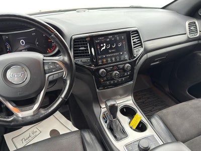 2020 Jeep Grand Cherokee Laredo