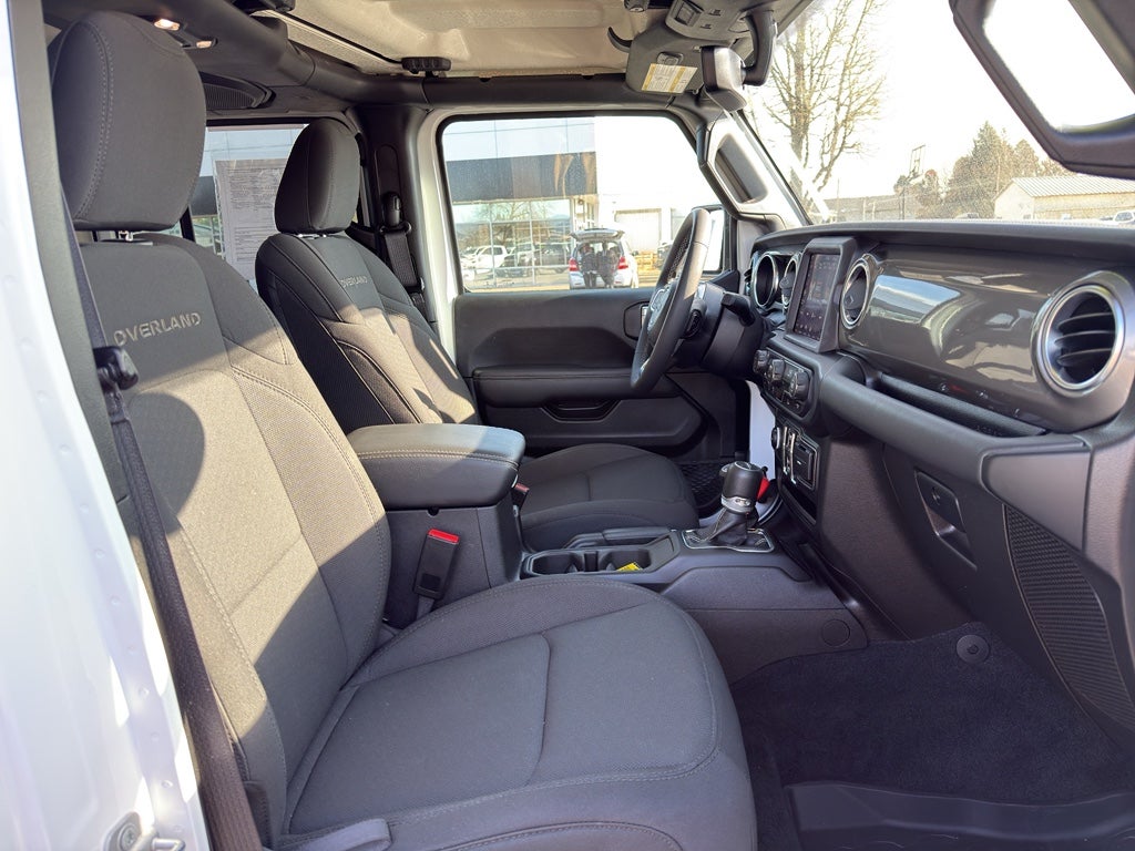 2023 Jeep Gladiator Overland