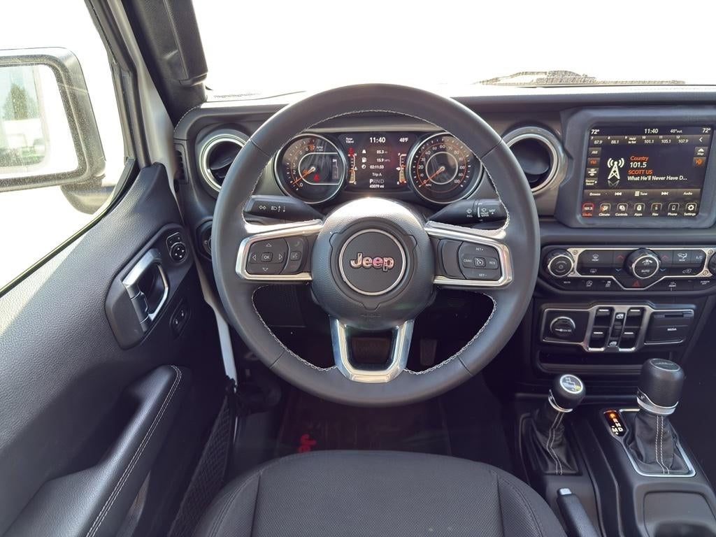 2023 Jeep Gladiator Overland