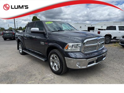 2018 RAM 1500 Laramie Crew Cab 4x4 5'7" Box