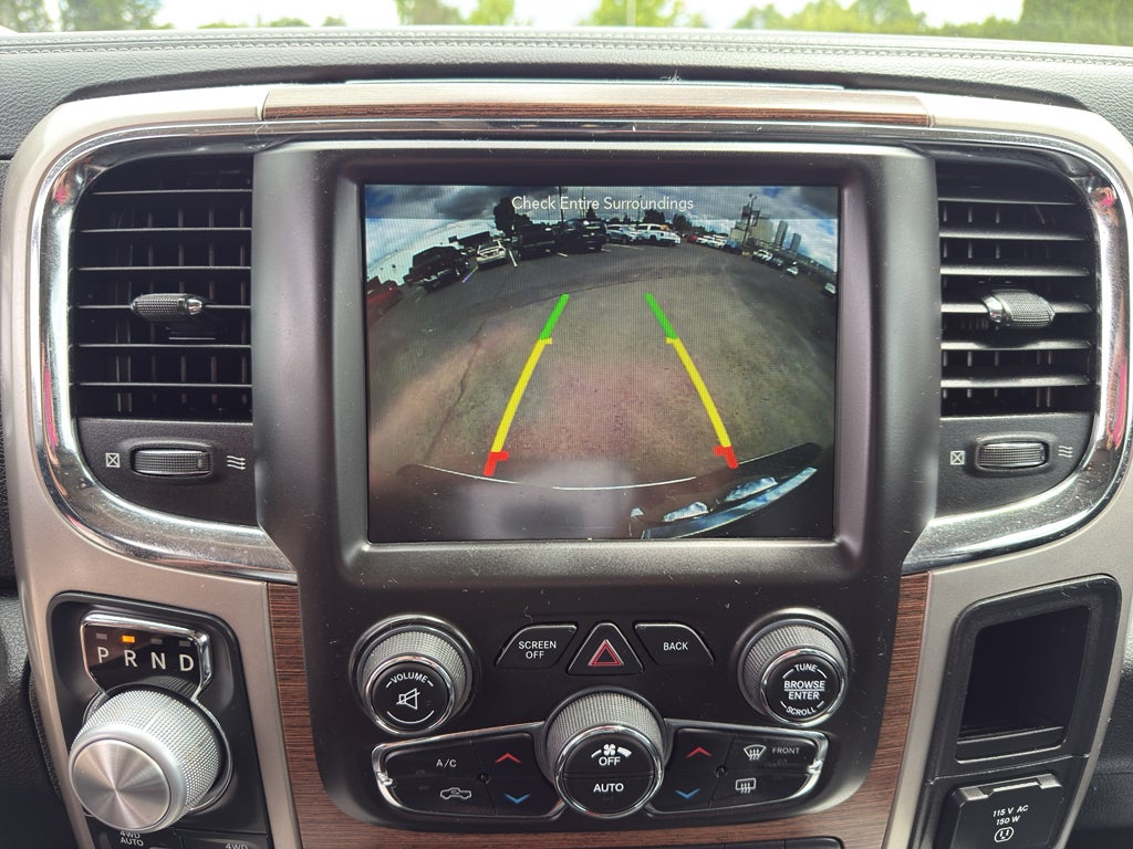 2018 RAM 1500 Laramie Crew Cab 4x4 5'7" Box