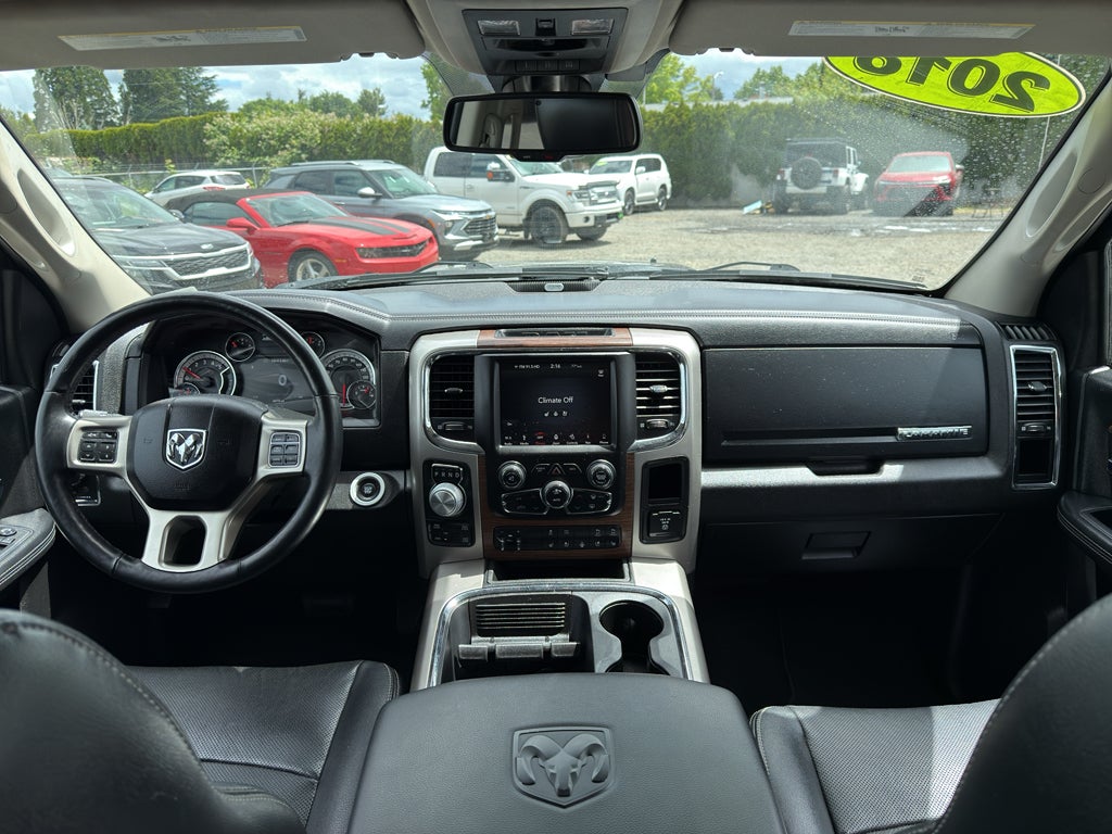 2018 RAM 1500 Laramie Crew Cab 4x4 5'7" Box