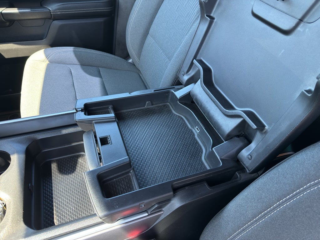 2023 RAM 1500 Big Horn Crew Cab 4x4 5'7" Box