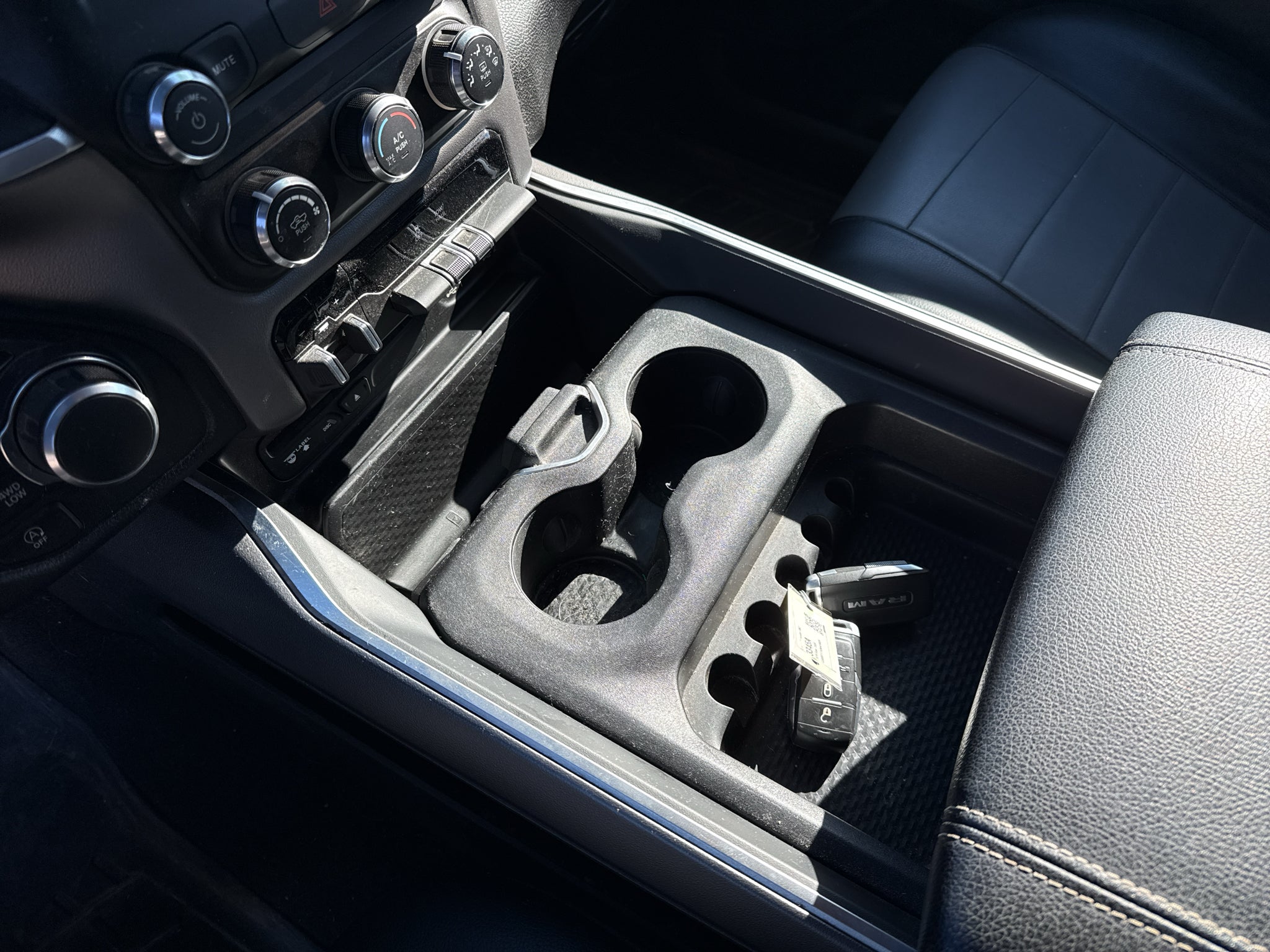2019 RAM 1500 Big Horn/Lone Star Crew Cab 4x4 5'7" Box
