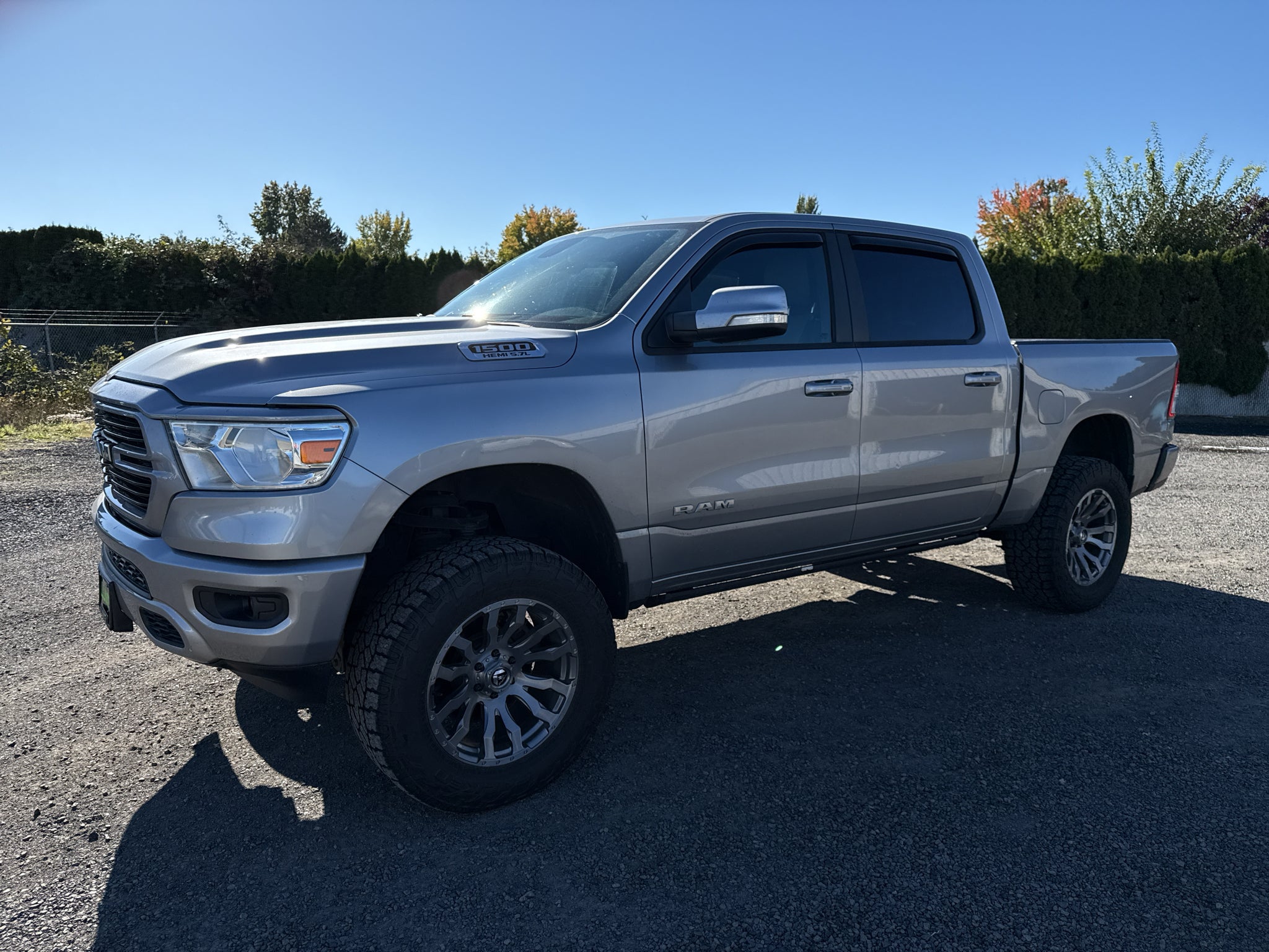 2019 RAM 1500 Big Horn/Lone Star Crew Cab 4x4 5'7" Box