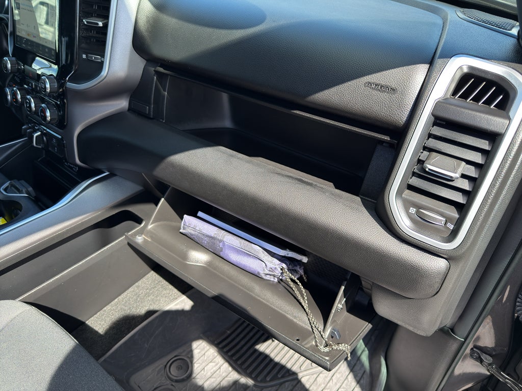 2023 RAM 1500 Big Horn Crew Cab 4x4 5'7" Box
