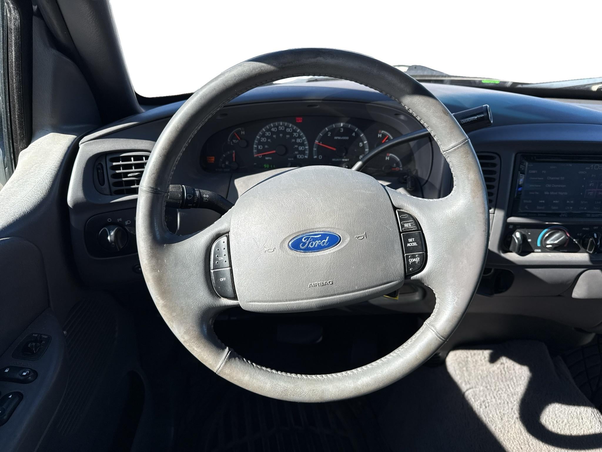 2002 Ford F-150 XLT