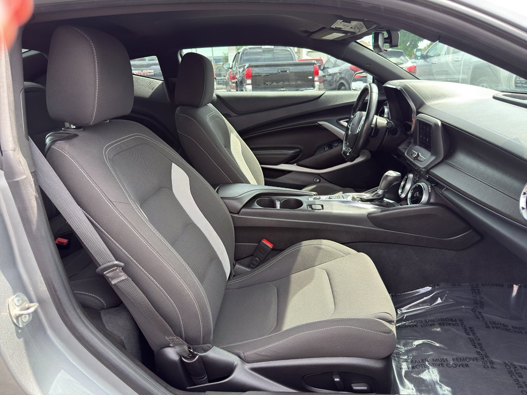 2023 Chevrolet Camaro 1LT - Photo 18