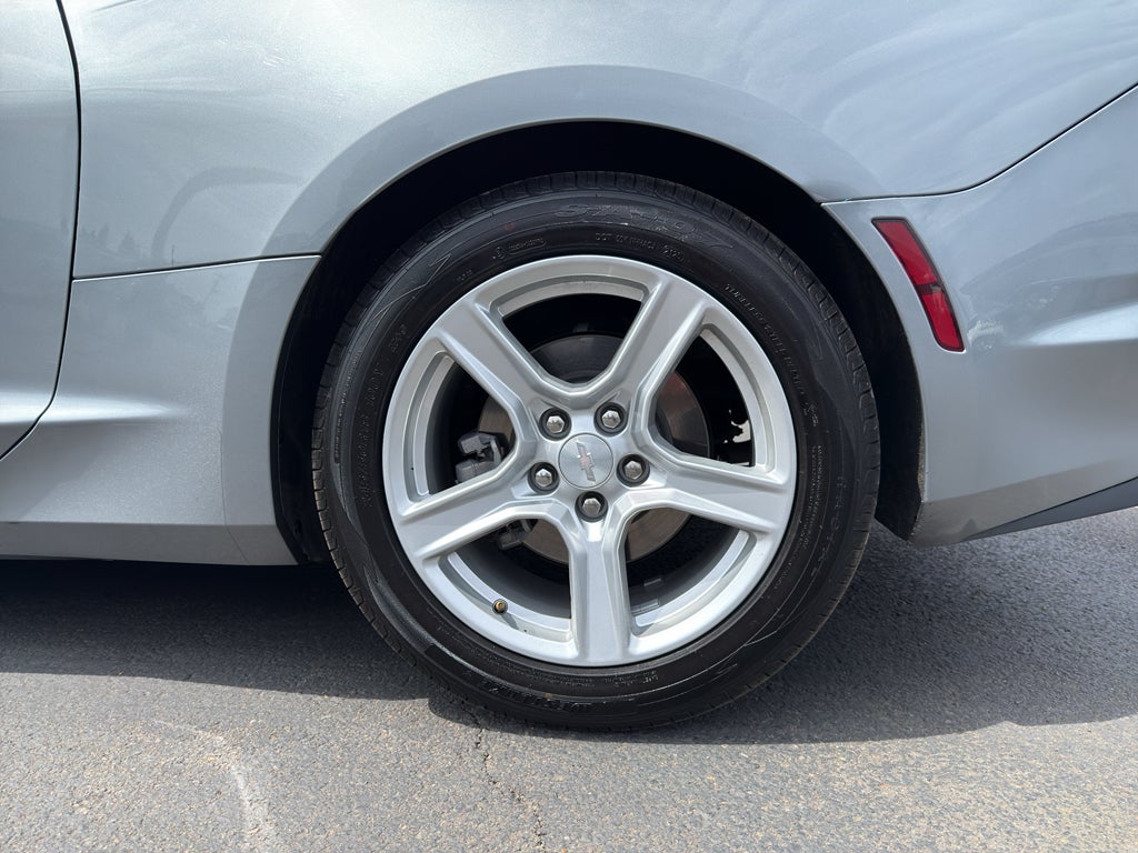 2023 Chevrolet Camaro 1LT - Photo 25
