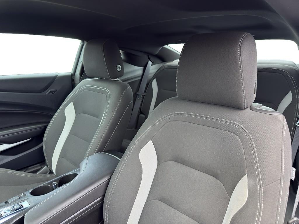 2023 Chevrolet Camaro 1LT - Photo 7