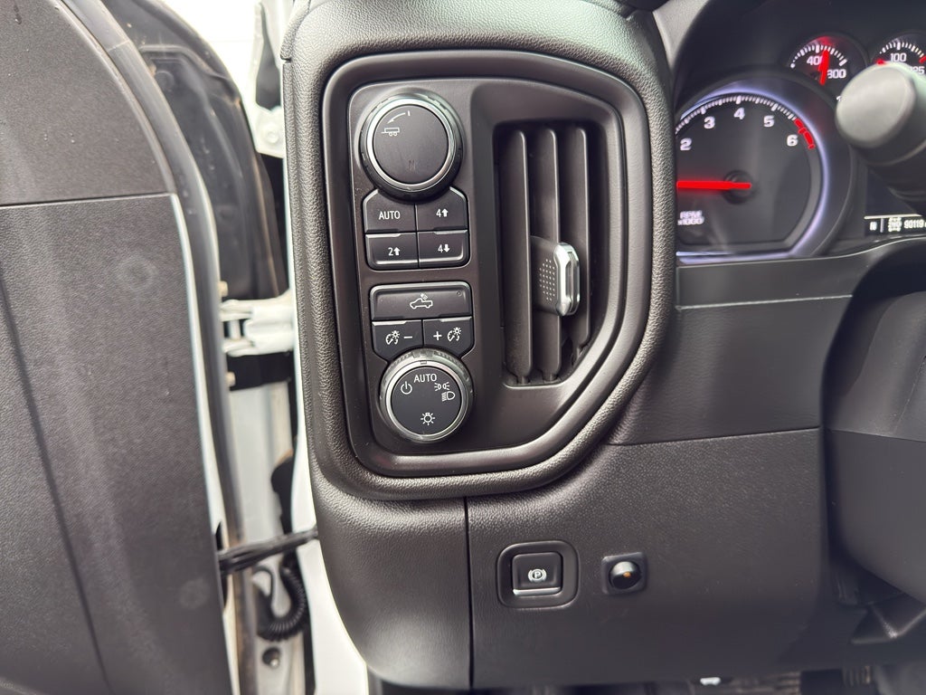 2020 Chevrolet Silverado 1500 Custom Trail Boss