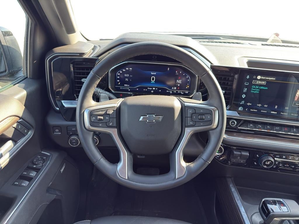 2025 Chevrolet Silverado 1500 RST