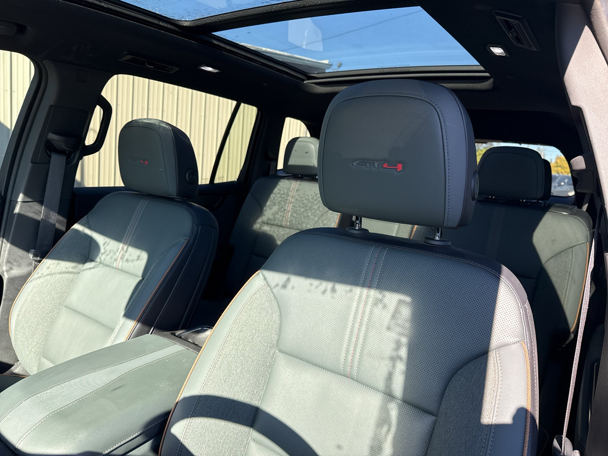 2024 GMC Acadia AT4
