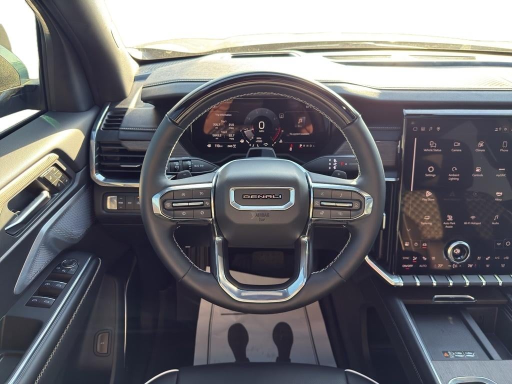 2025 GMC Acadia Denali