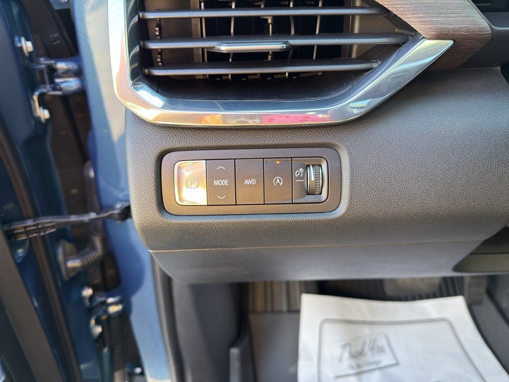 2025 GMC Acadia Denali