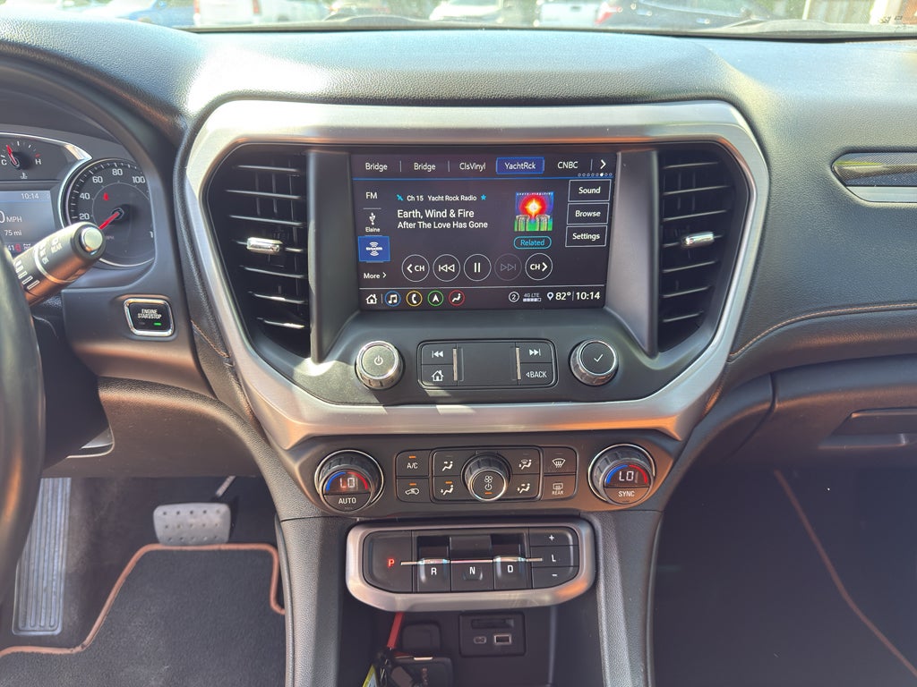 2020 GMC Acadia AT4