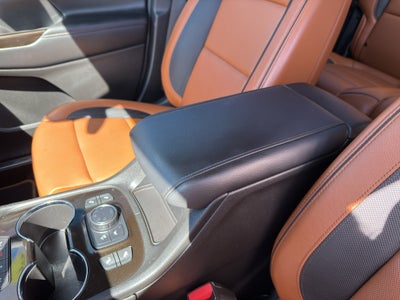 2020 GMC Acadia AT4
