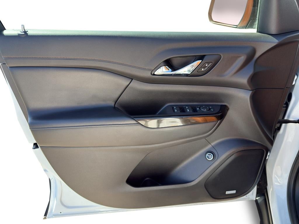 2020 GMC Acadia AT4