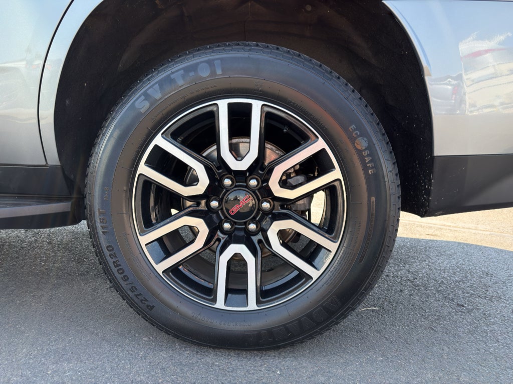2023 GMC Yukon AT4