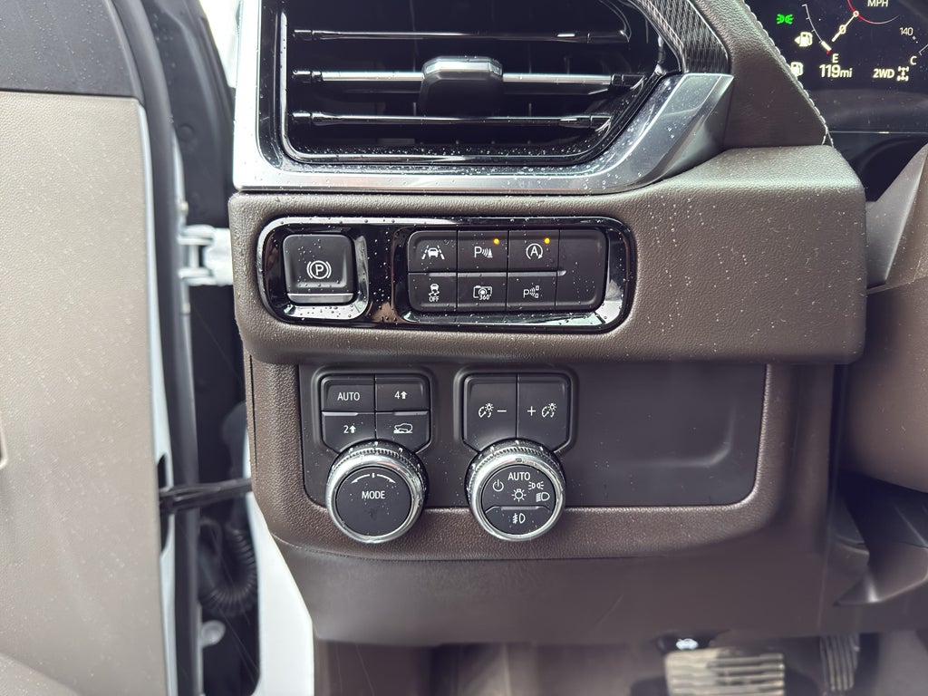 2025 GMC Yukon XL Elevation