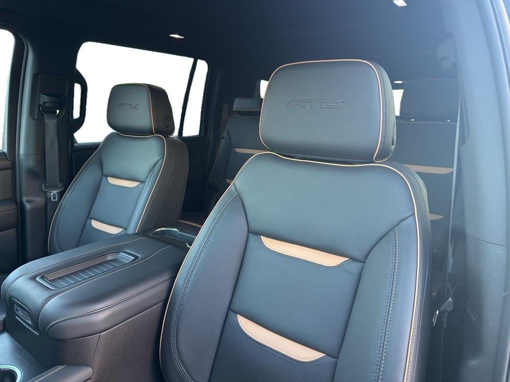 2024 GMC Yukon XL AT4