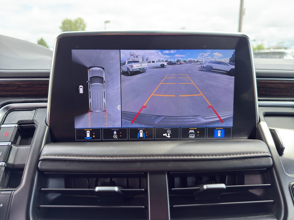2021 Chevrolet Suburban High Country - Photo 12