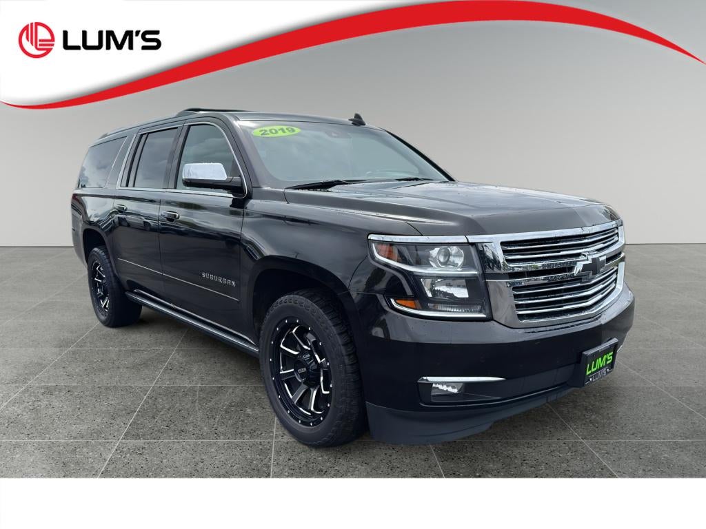 2019 Chevrolet Suburban 4WD 1500 Premier's photo