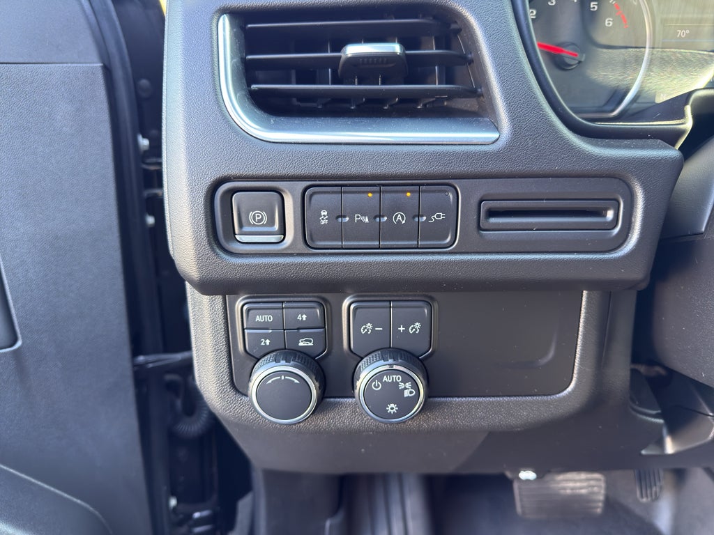 2021 Chevrolet Tahoe LS - Photo 10