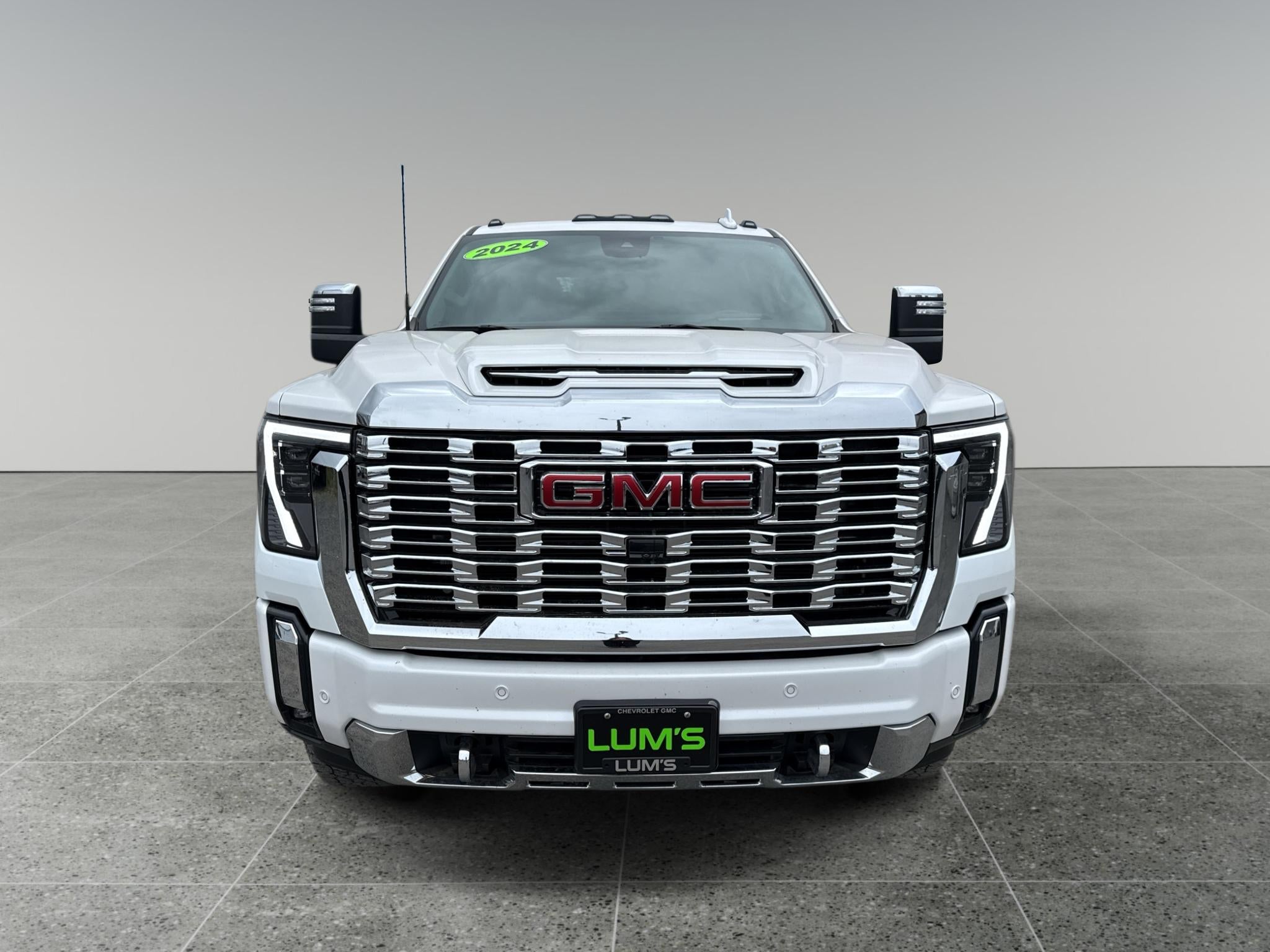 2024 GMC Sierra 3500 HD Denali