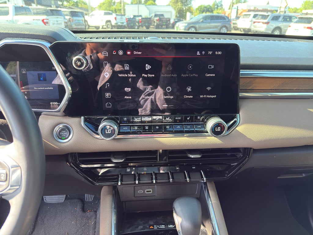 2025 GMC Canyon Denali