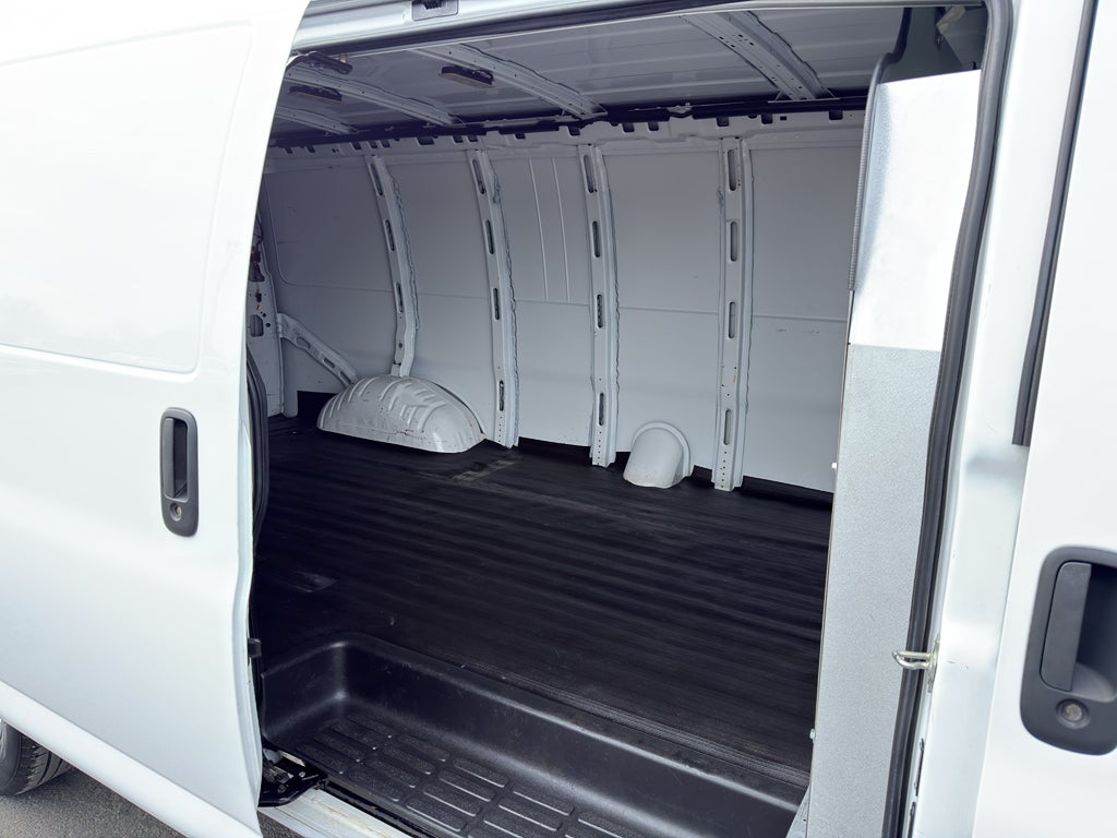 2023 GMC Savana Cargo 2500 Work Van