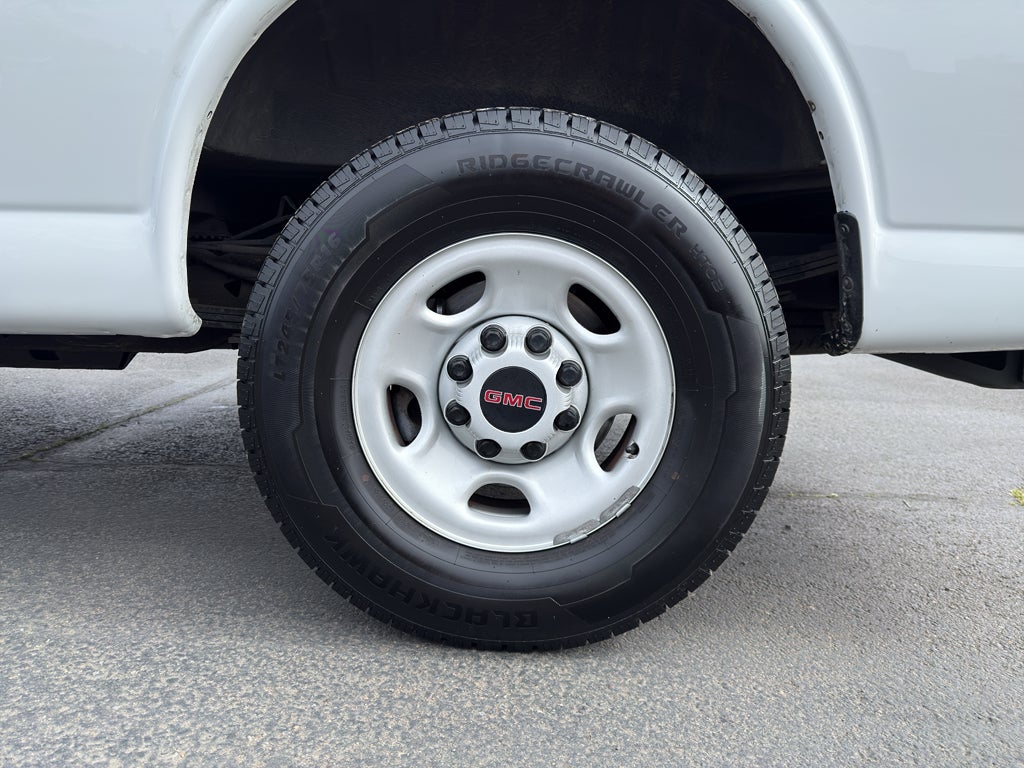 2023 GMC Savana Cargo 2500 Work Van