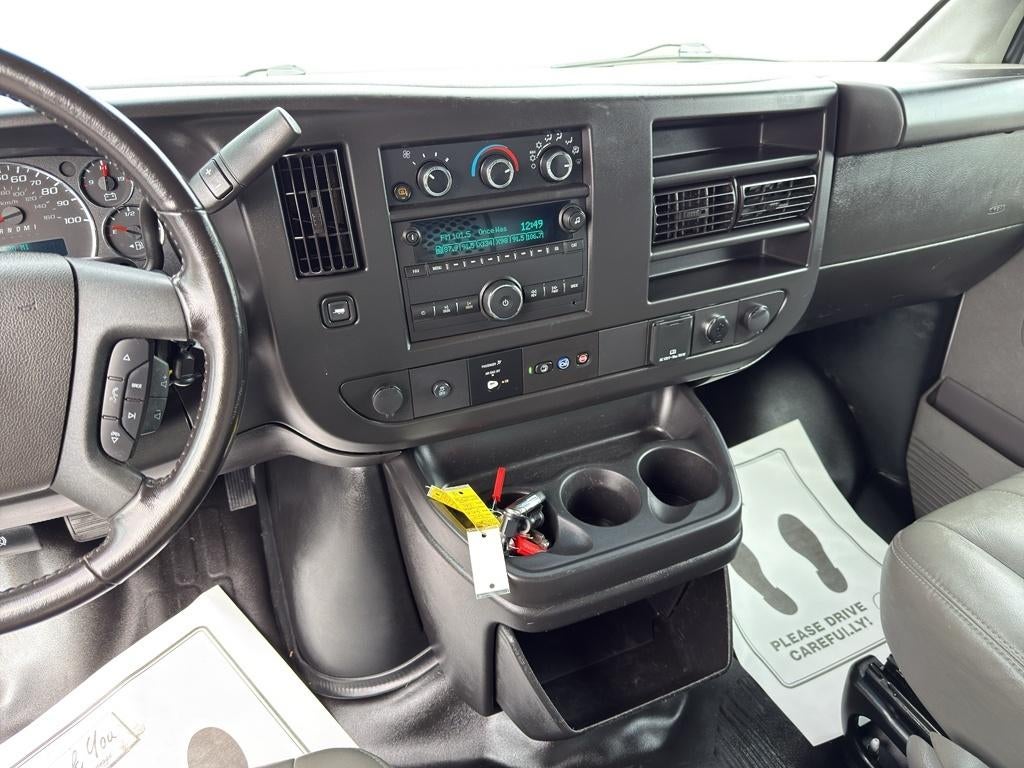 2023 GMC Savana Cargo 2500 Work Van