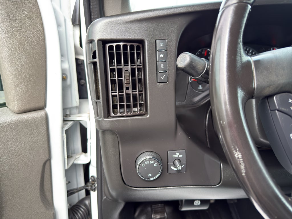 2023 GMC Savana Cargo 2500 Work Van