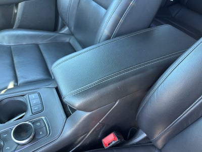 2023 Cadillac XT4 AWD Premium Luxury