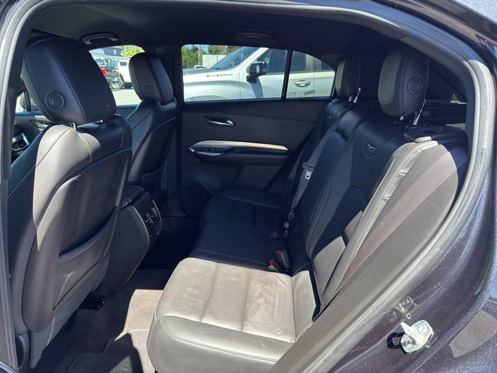 2023 Cadillac XT4 AWD Premium Luxury