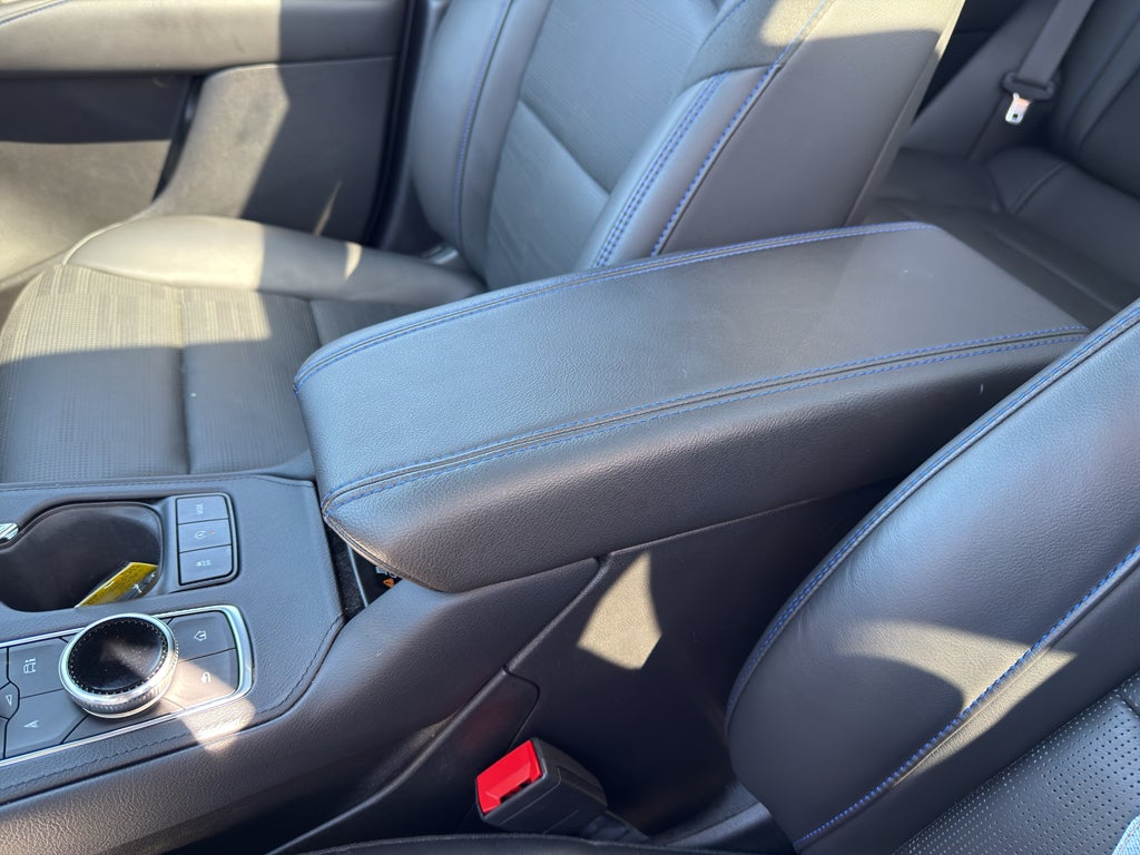 2025 Cadillac XT4 Sport