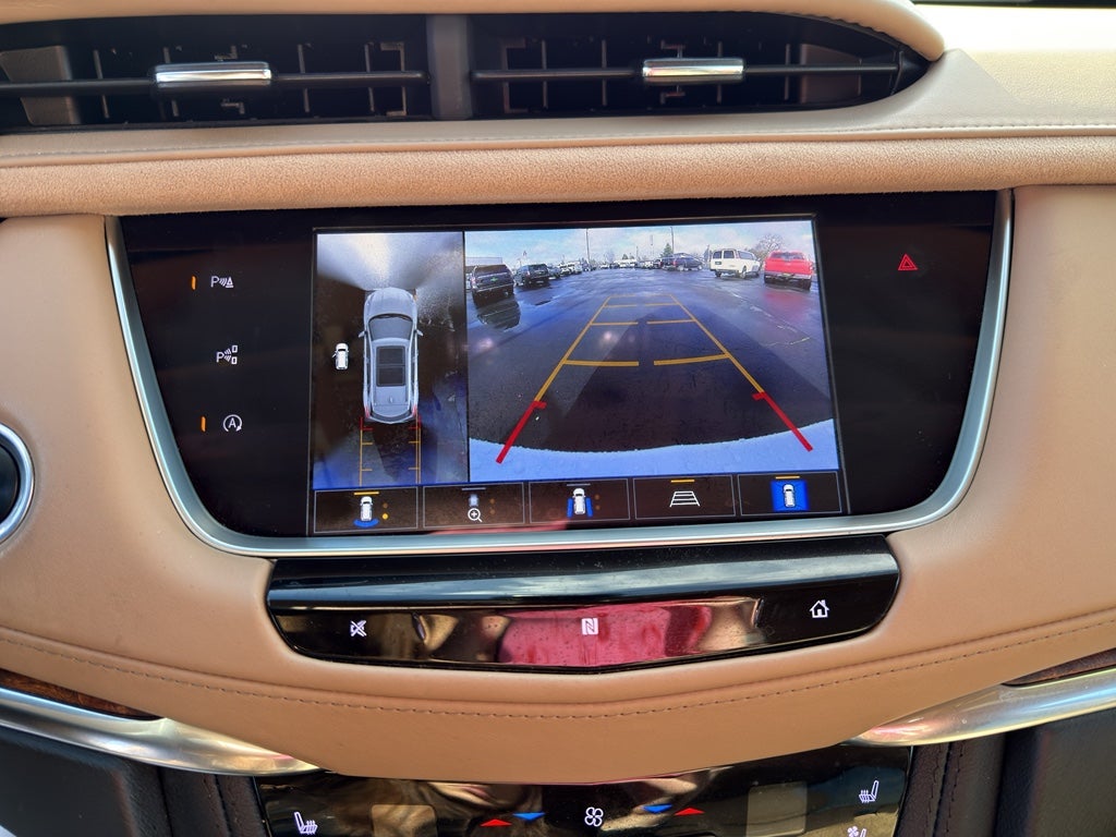 2021 Cadillac XT5 Premium Luxury