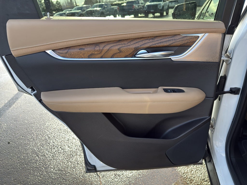 2021 Cadillac XT5 Premium Luxury