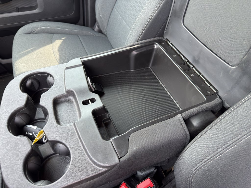 2025 RAM 3500 Big Horn Crew Cab 4x4 8' Box