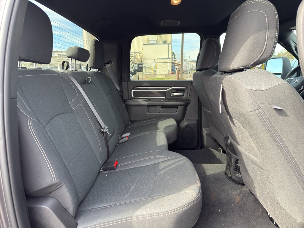 2025 RAM 3500 Big Horn Crew Cab 4x4 8' Box