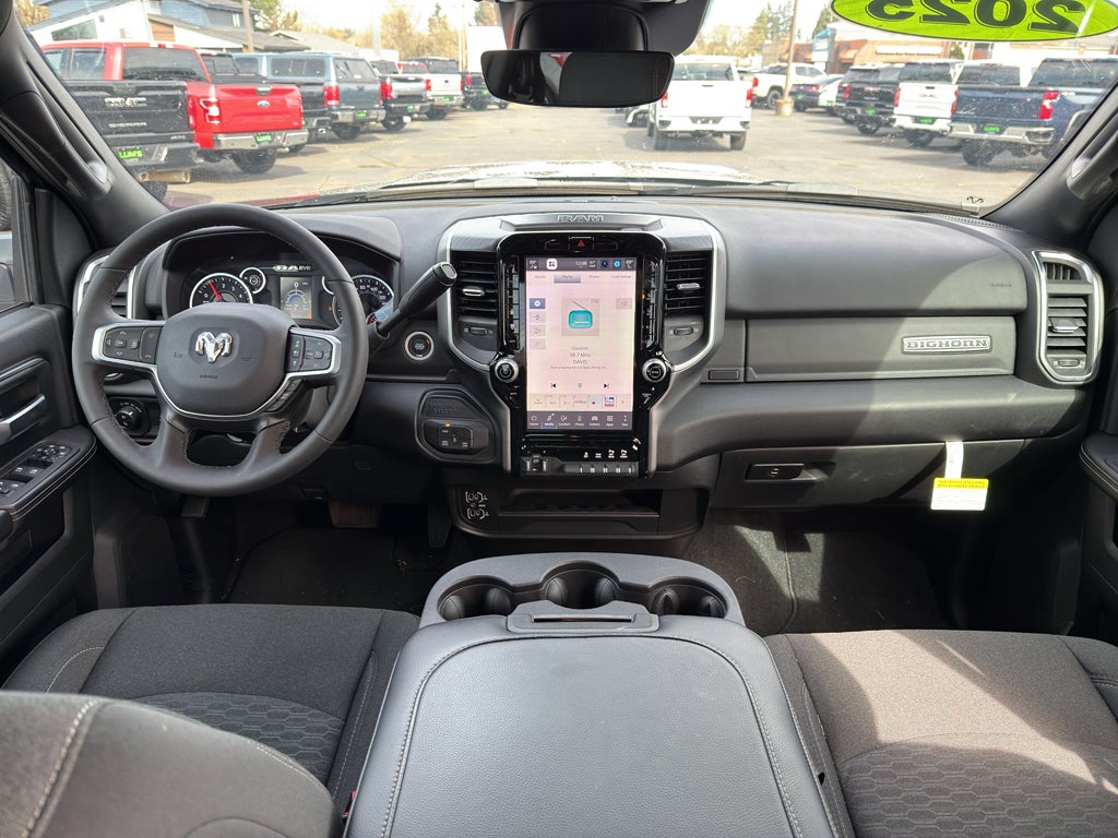 2025 RAM 3500 Big Horn Crew Cab 4x4 8' Box