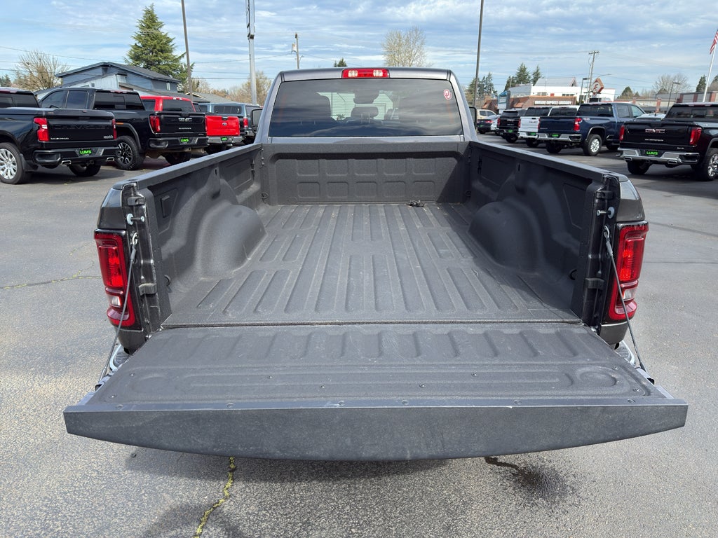 2025 RAM 3500 Big Horn Crew Cab 4x4 8' Box
