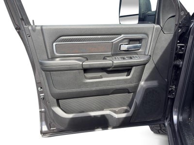 2025 RAM 3500 Big Horn Crew Cab 4x4 8' Box