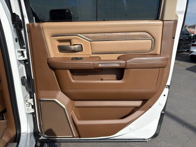 2019 RAM 2500 Longhorn Crew Cab 4x4 6'4" Box