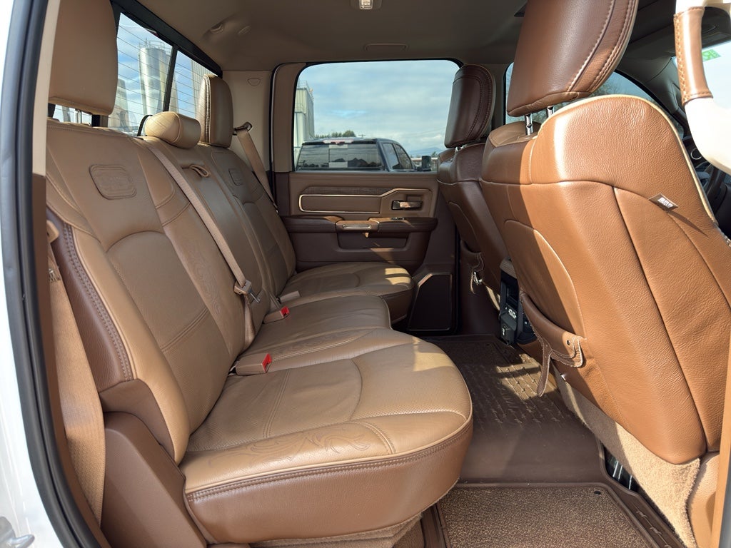 2019 RAM 2500 Longhorn Crew Cab 4x4 6'4" Box