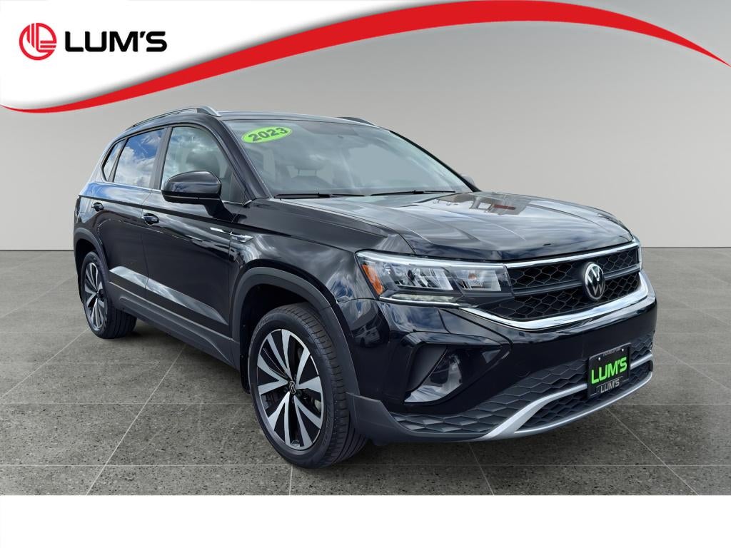 2022 Volkswagen Taos 1.5T SE 4Motion's photo