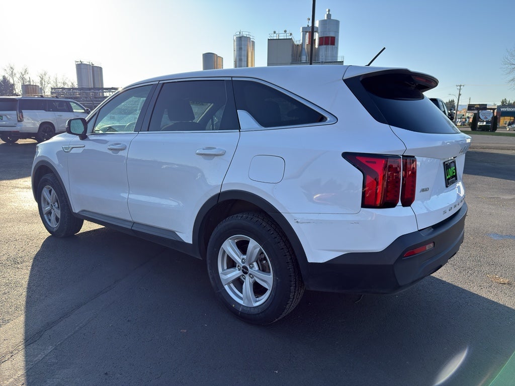 2022 Kia Sorento LX